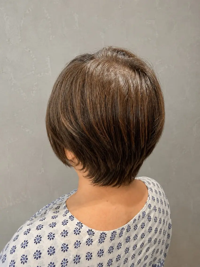 ショート カラー 葛西 美穂のヘアスタイル