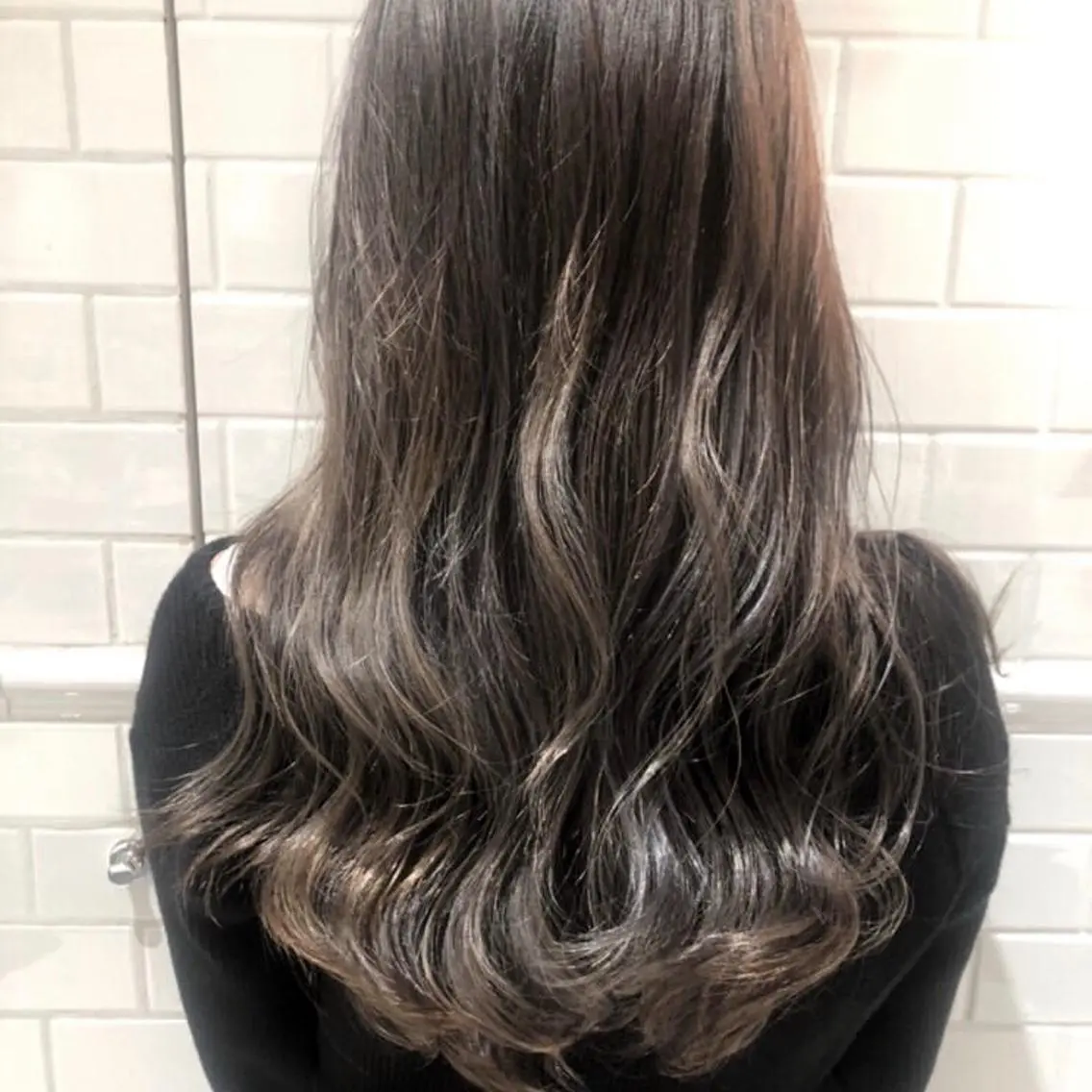 ロング カラー アッシュ アッシュグレー バレイヤージュ ベージュカラー 透明感カラー ボブ/ハイトーン 福生Radix 下田のヘアスタイル