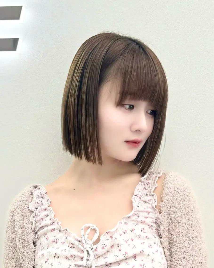 ショート カラー ヘアアレンジ カット ヘアカラー トリートメント ヘッドスパ ヘアセット 縮毛矯正🤍 ボブ/ HIKARIのヘアスタイル