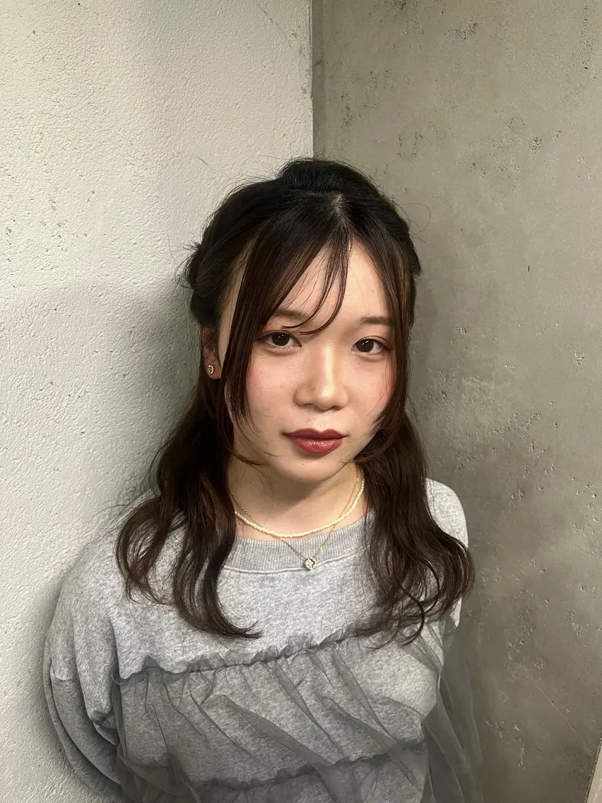 【日常からイベントまで❣️】ポイントメイク＋コテ巻きヘアセット👀🎬の写真