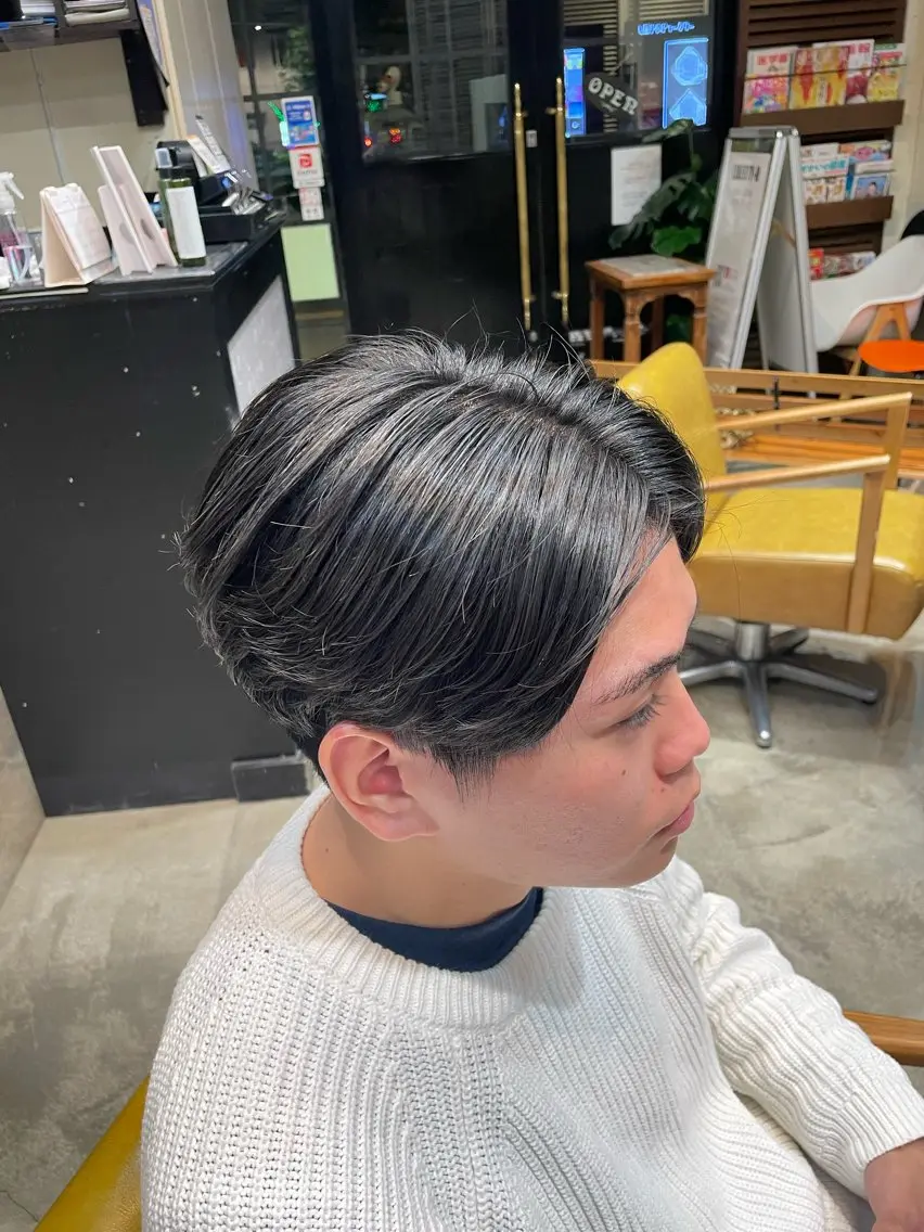 ショート 草間 翔登のヘアスタイル