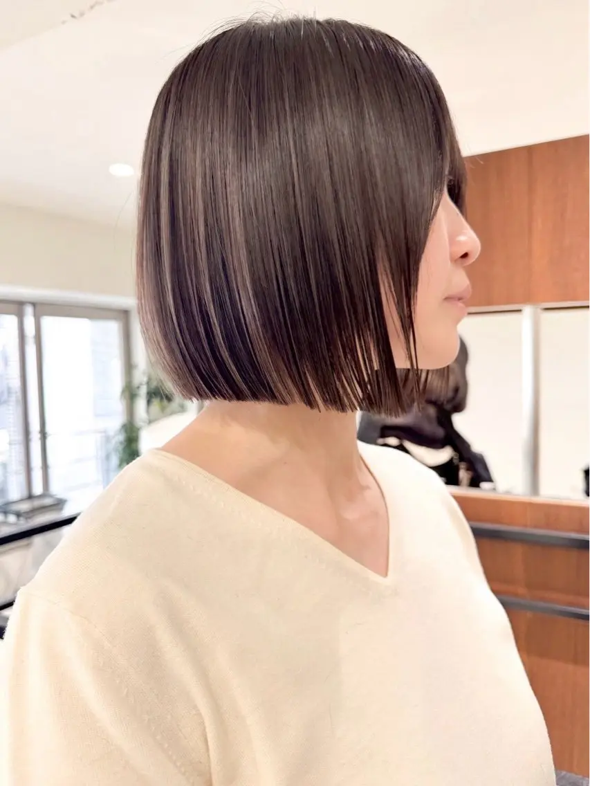 ショート ボブ カット ヘアカラー トリートメント 市毛 結菜のヘアスタイル