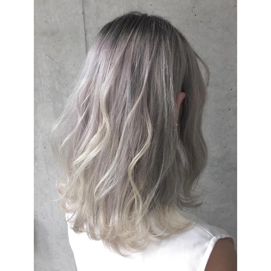 セミロング カラー ヘアセット 似合わせ提案サラ艶♡ 彩華のヘアスタイル