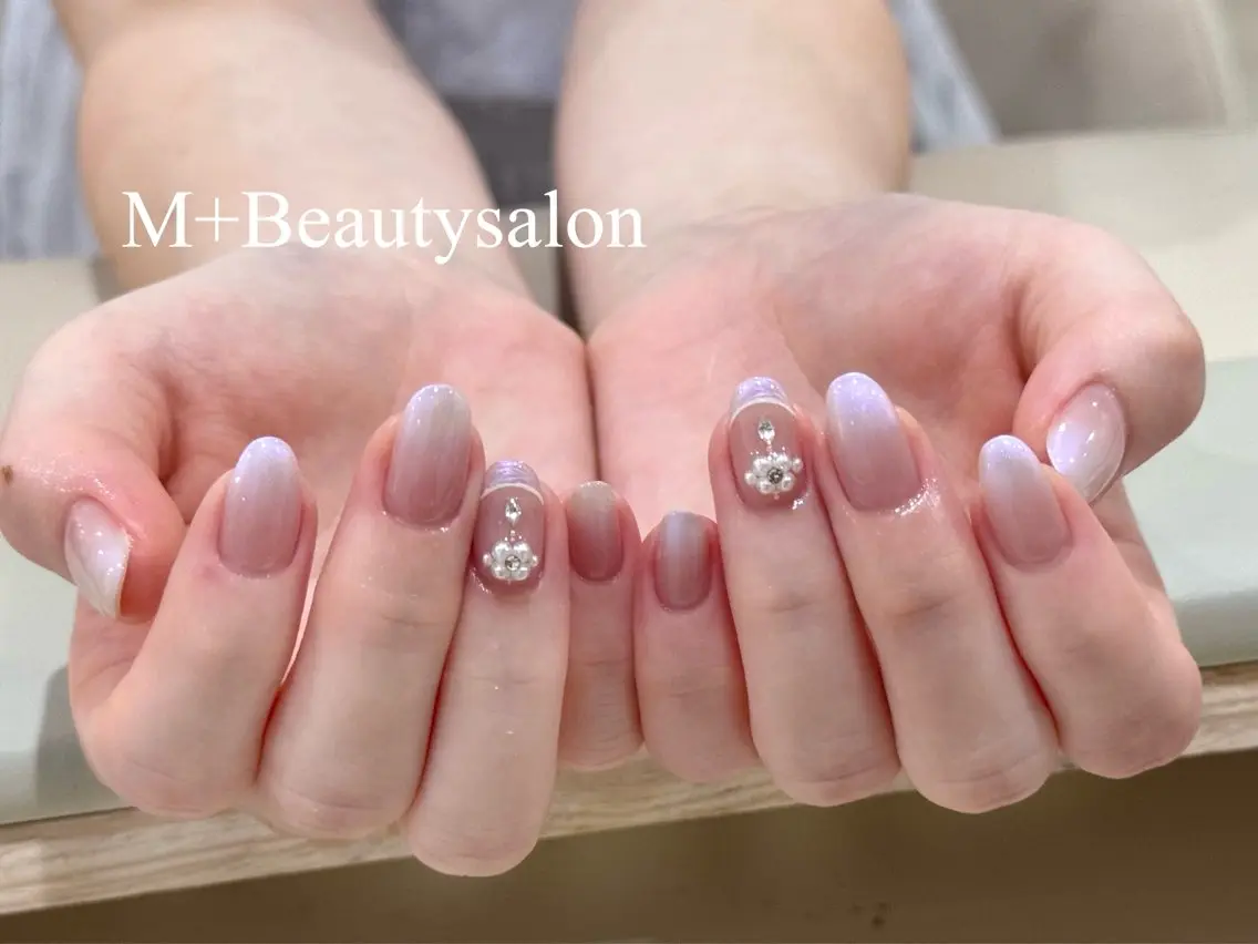 ネイル M+  Beauty Salonのネイルデザイン