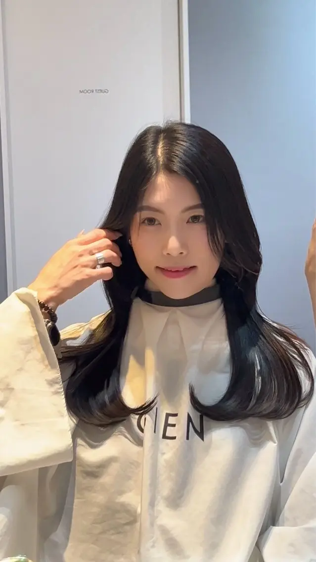 ロング 長谷川 将斗のヘアスタイル