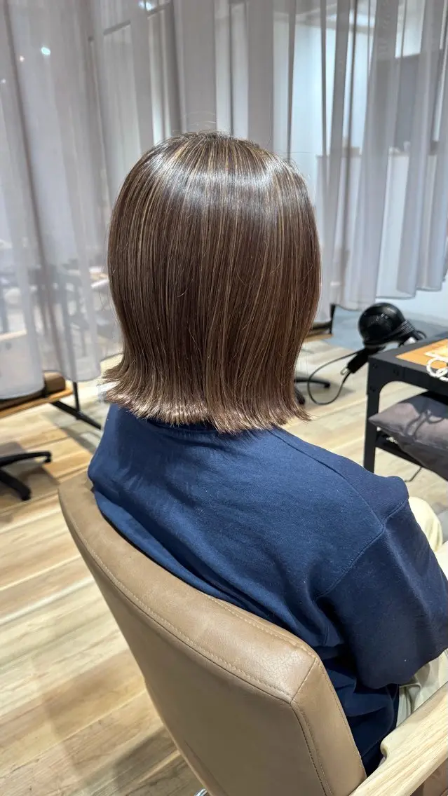 ミディアム カラー ヘアカラー トリートメント ツチイ リョウタのヘアスタイル