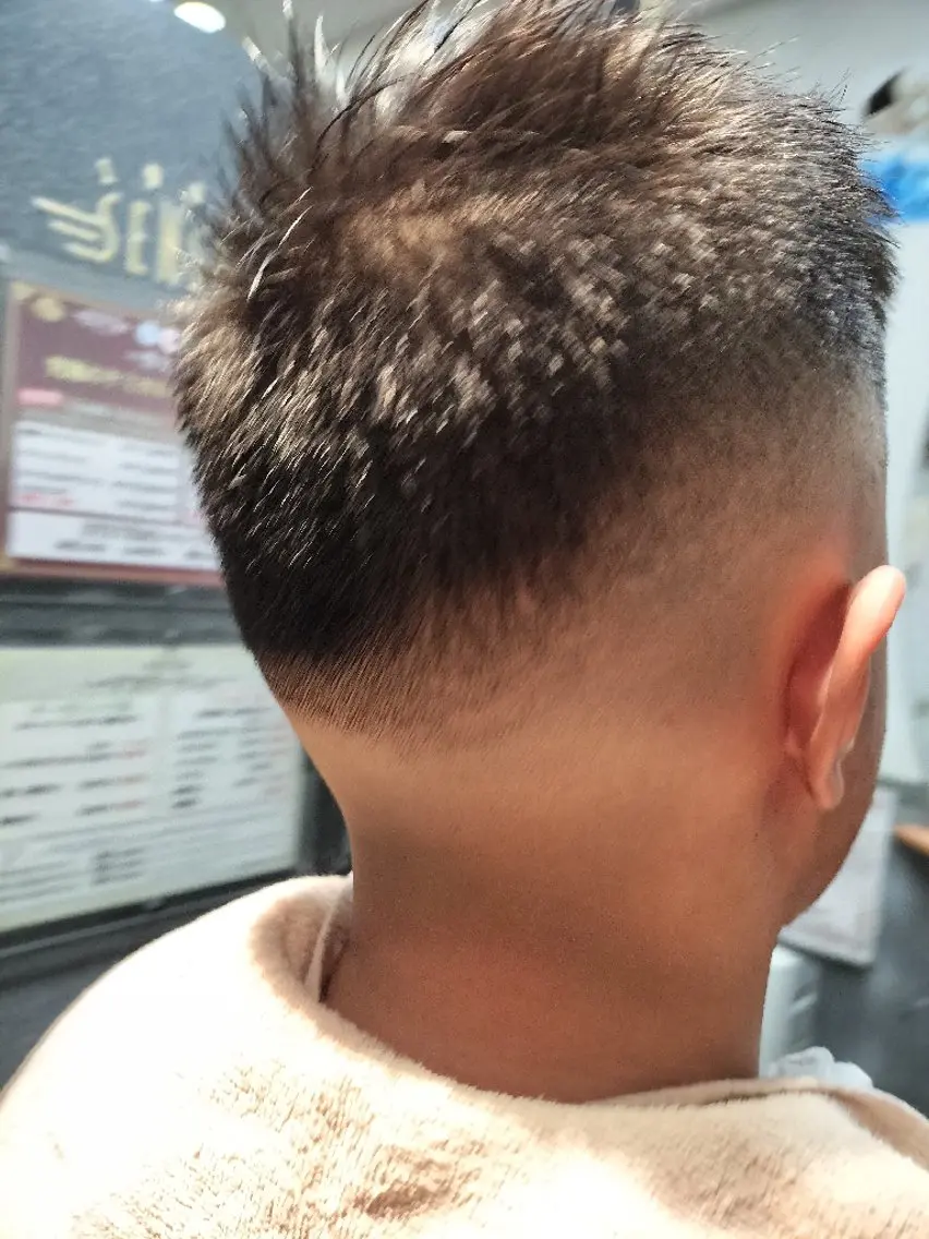 ショート 大沼 達郎のヘアスタイル