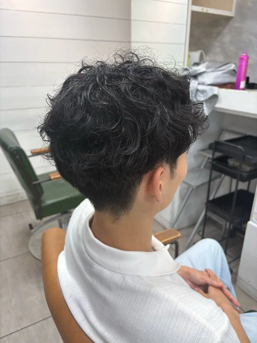 メンズ カット パーマ メンズスタイル✂️ 赤阪 隼🐧のヘアスタイル