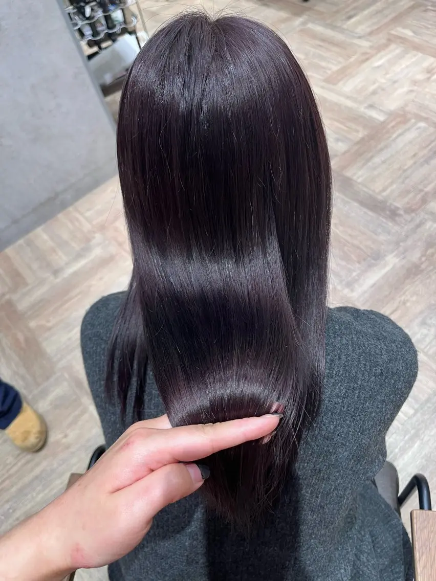 セミロング AVANCE. 古川楓のヘアスタイル