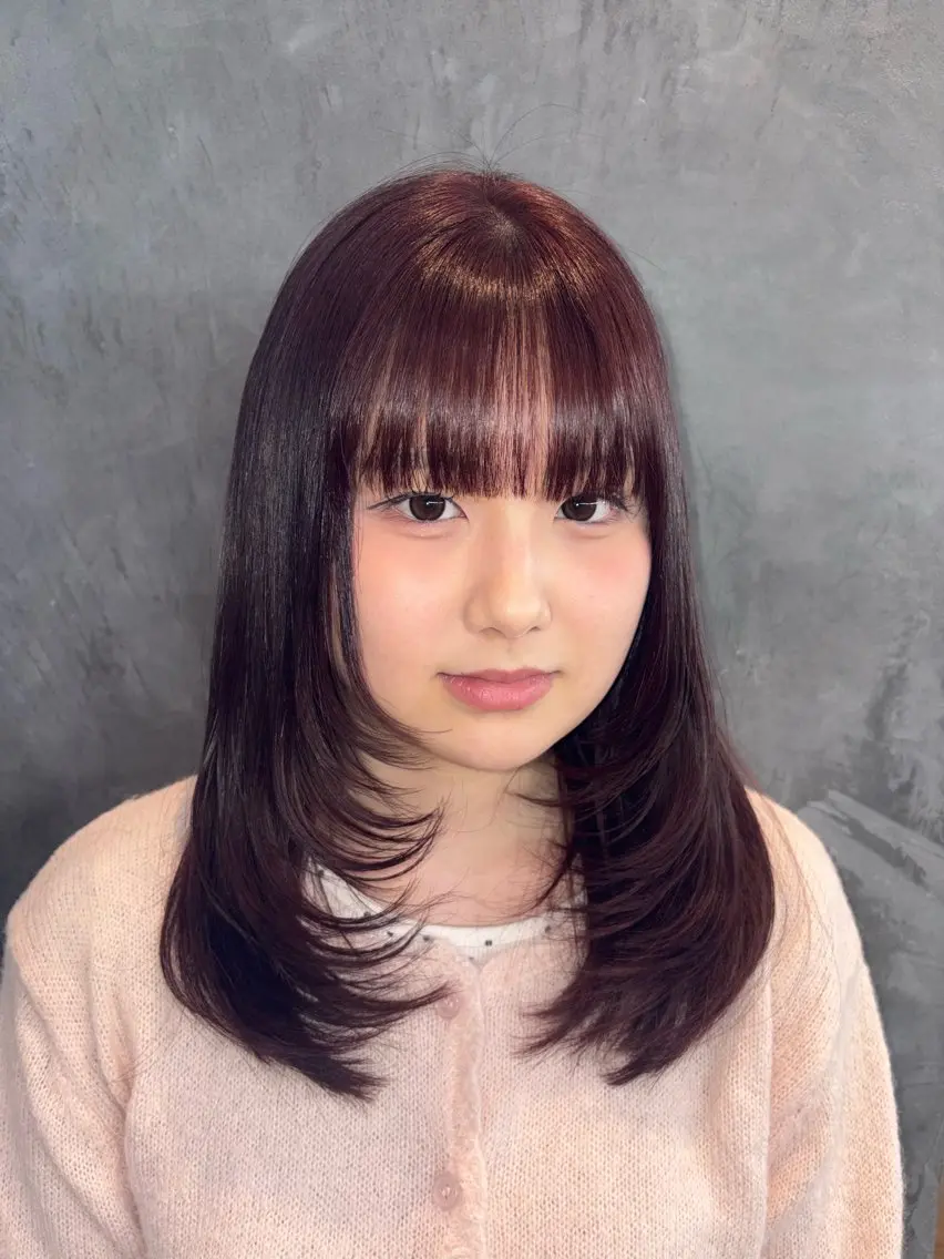 セミロング カラー ブリーチ ブラウンカラー 透明感カラー ダブルカラー ブリーチなしカラー 淀 小南津のヘアスタイル