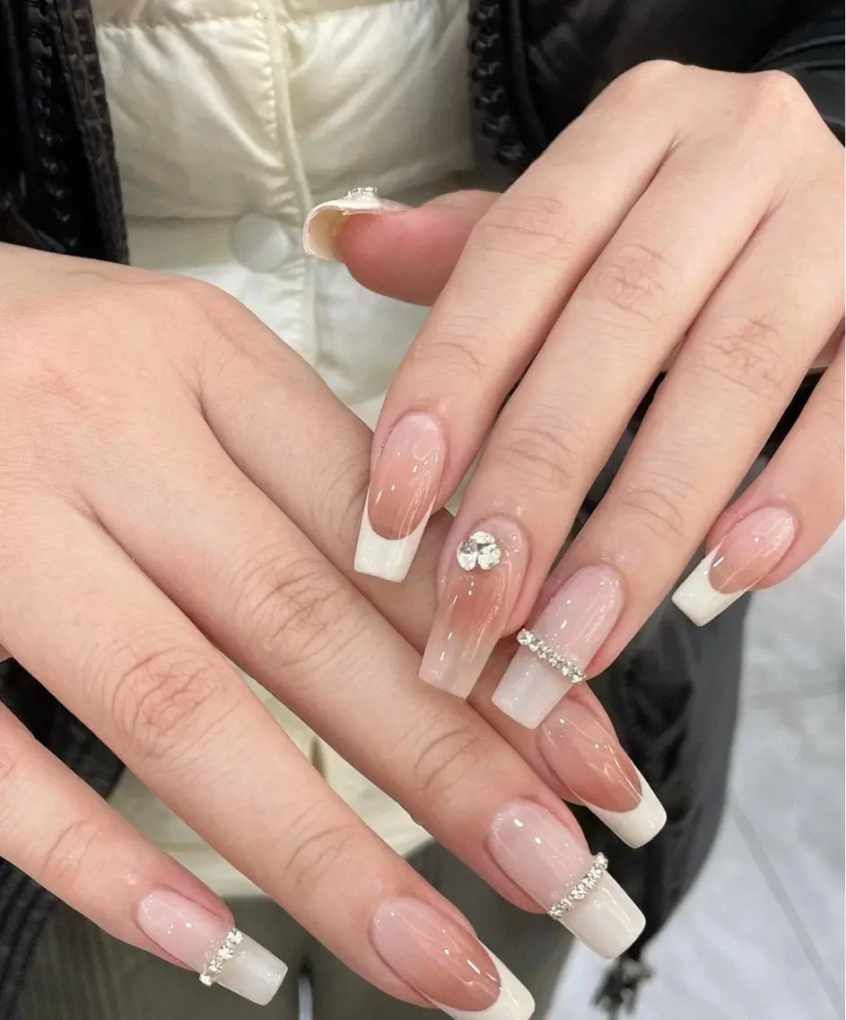 ネイル Iconic Nailのネイルデザイン