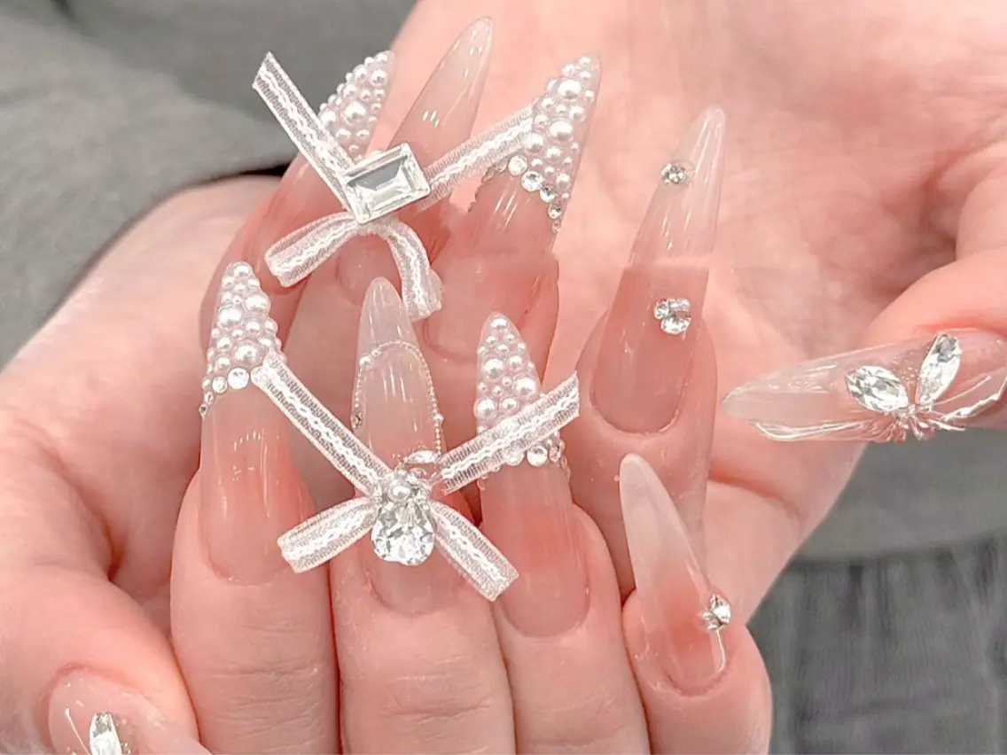ネイル lucky nail 歌舞伎町のネイルデザイン