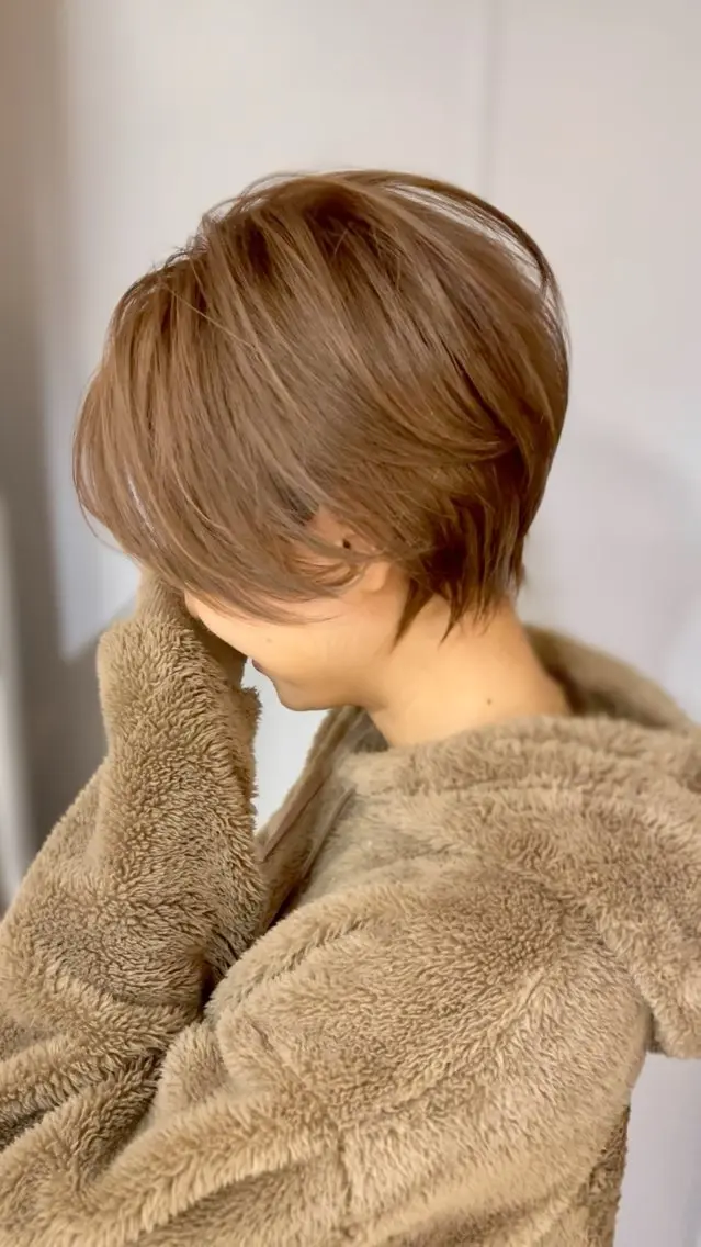 ショート ウルフカット 坂 直樹のヘアスタイル