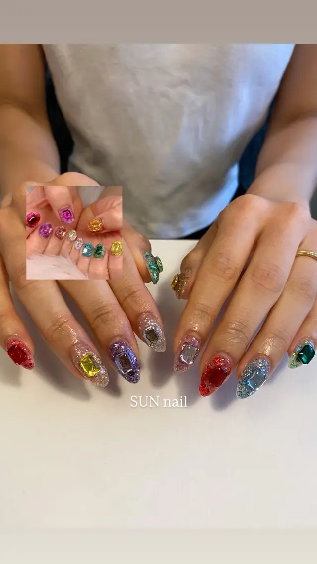 ネイル 持ち込み 大津 萌子のネイルデザイン