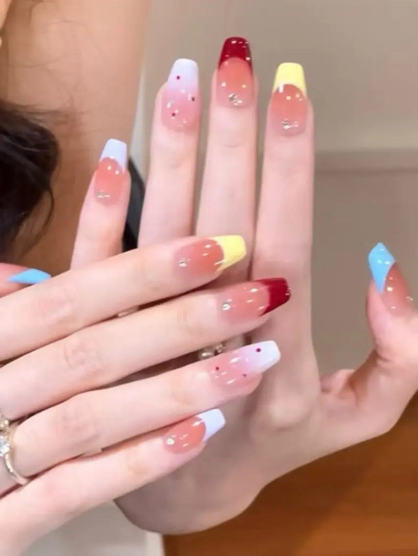 ネイル ハンドネイル H3 Nail Tsuki🦋💙のネイルデザイン