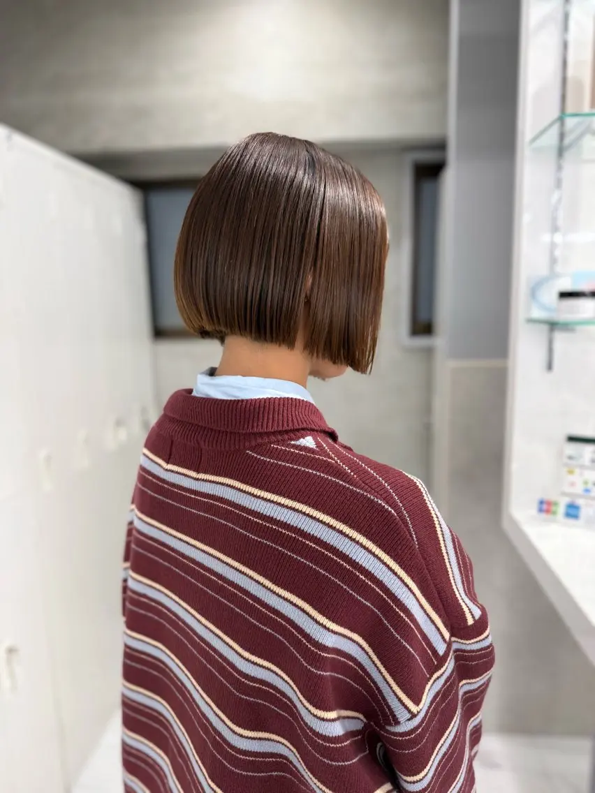 カット sena⌇ベージュ⌇ ブリーチなしWカラーのヘアスタイル