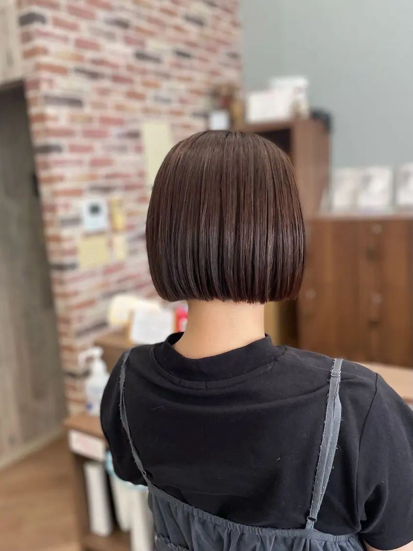ショート ボブ カット シミズ カエデ🍁のヘアスタイル
