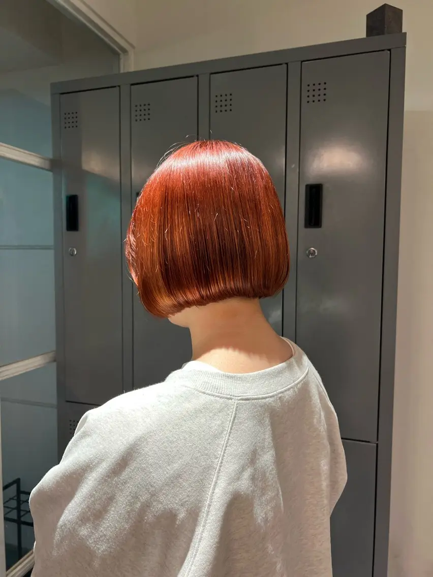 ミディアム カラー ワタナベ モカ🦢ダブルカラーのヘアスタイル