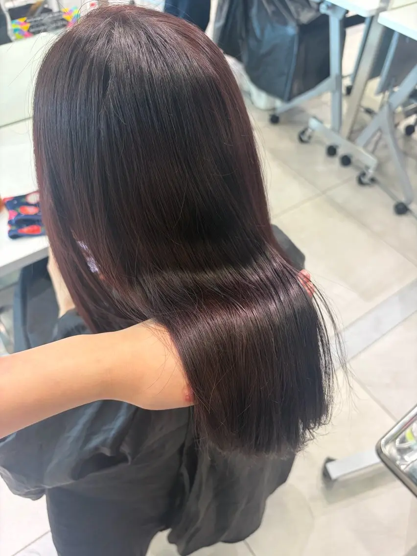 ミディアム カラー ルビー トリートメント ヘアカラー ヘアセット 加藤 綾菜のヘアスタイル