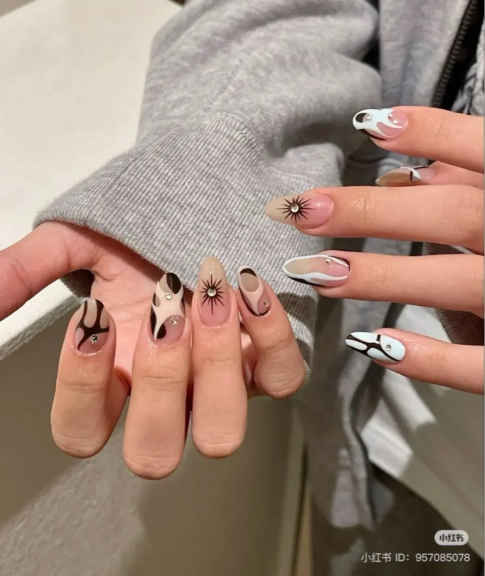 ネイル アートネイル フレンチネイル ジェルネイル 韓国ネイル マグネットネイル ハンドネイル Lumi de nailsのネイルデザイン