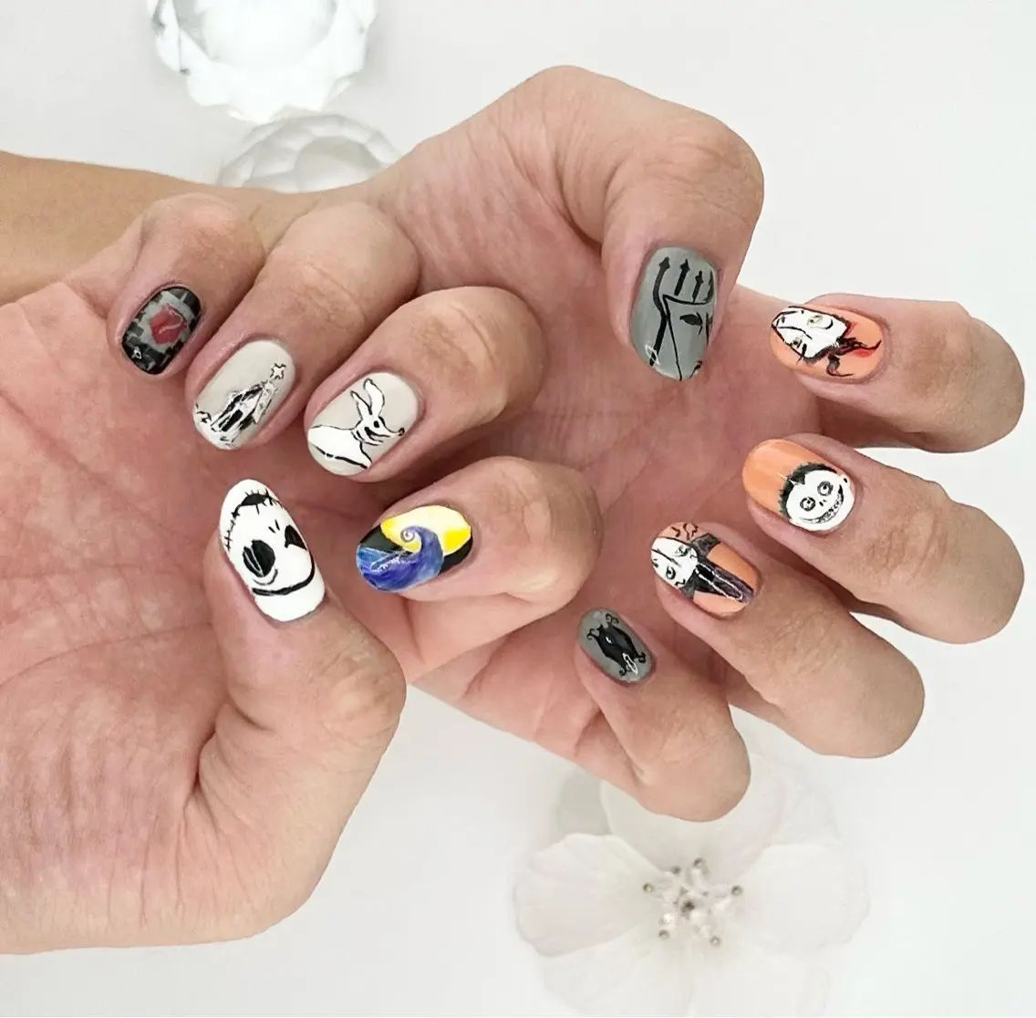 ショート ハンドネイル RISA nail gleeのネイルデザイン