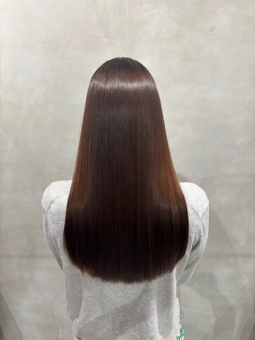 トリートメント 艶カラー✨️縮毛矯正 ×耳ツボ💠mamiのヘアスタイル