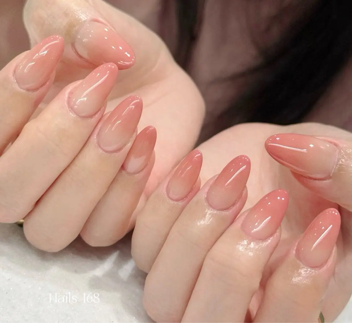 ネイル アートネイル チークネイル 韓国ネイル マグネットネイル ニュアンスネイル ハンドネイル NAILS168 新大久保店のネイルデザイン