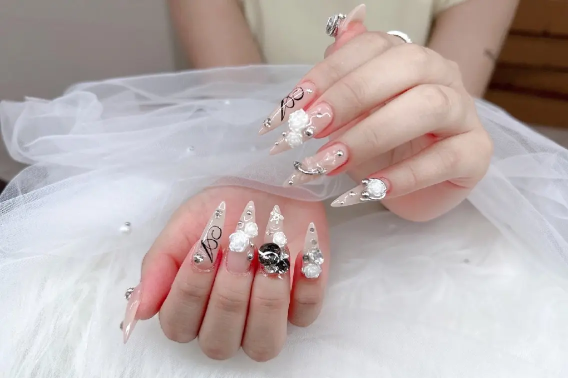 ネイル ハンドネイル 　miyu.nail yukino のネイルデザイン