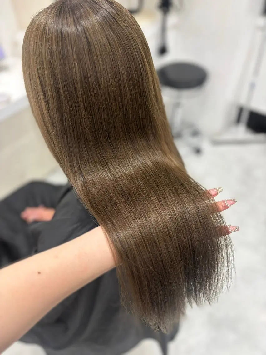 ロング ヘアカラー トリートメント ヘアセット 赤髪/ワインレッド/ 韓国系 まなかのヘアスタイル