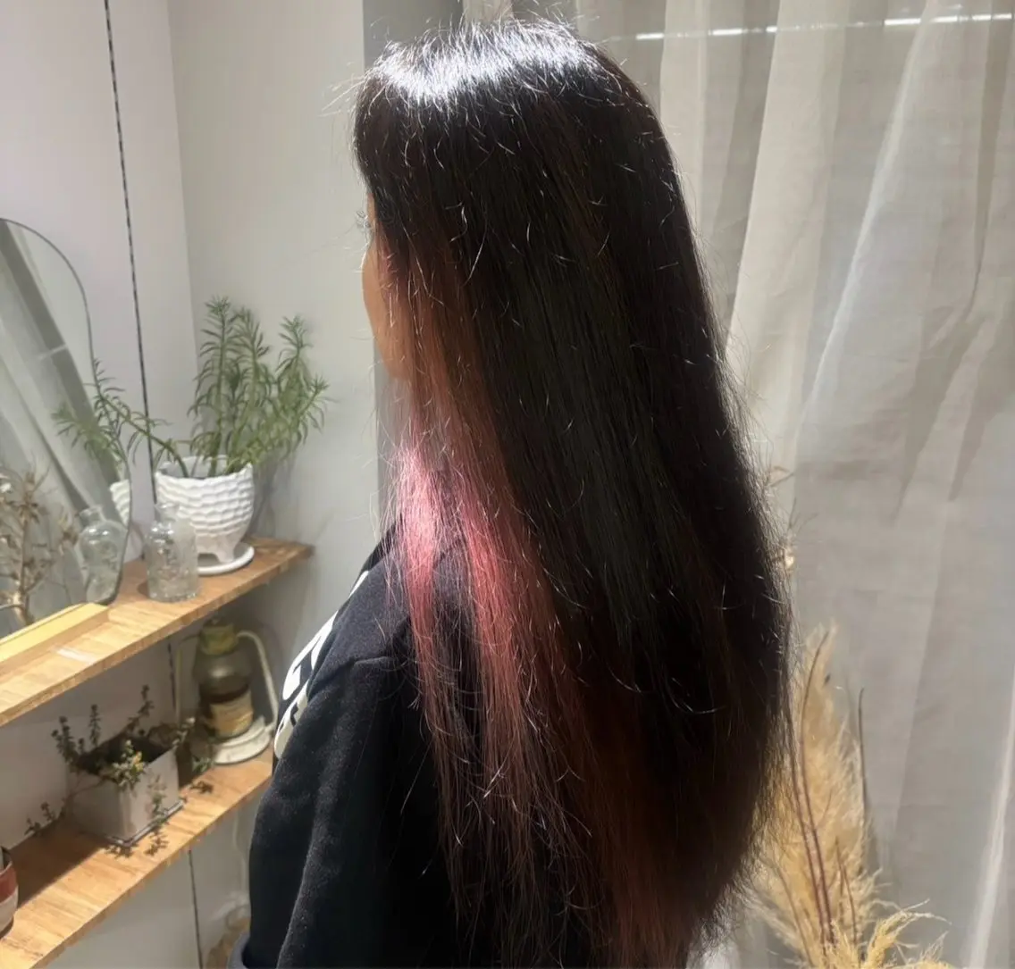 カラー ベージュカラー インナーカラー ピンクカラー ピンクベージュ cipre 桃和のヘアスタイル