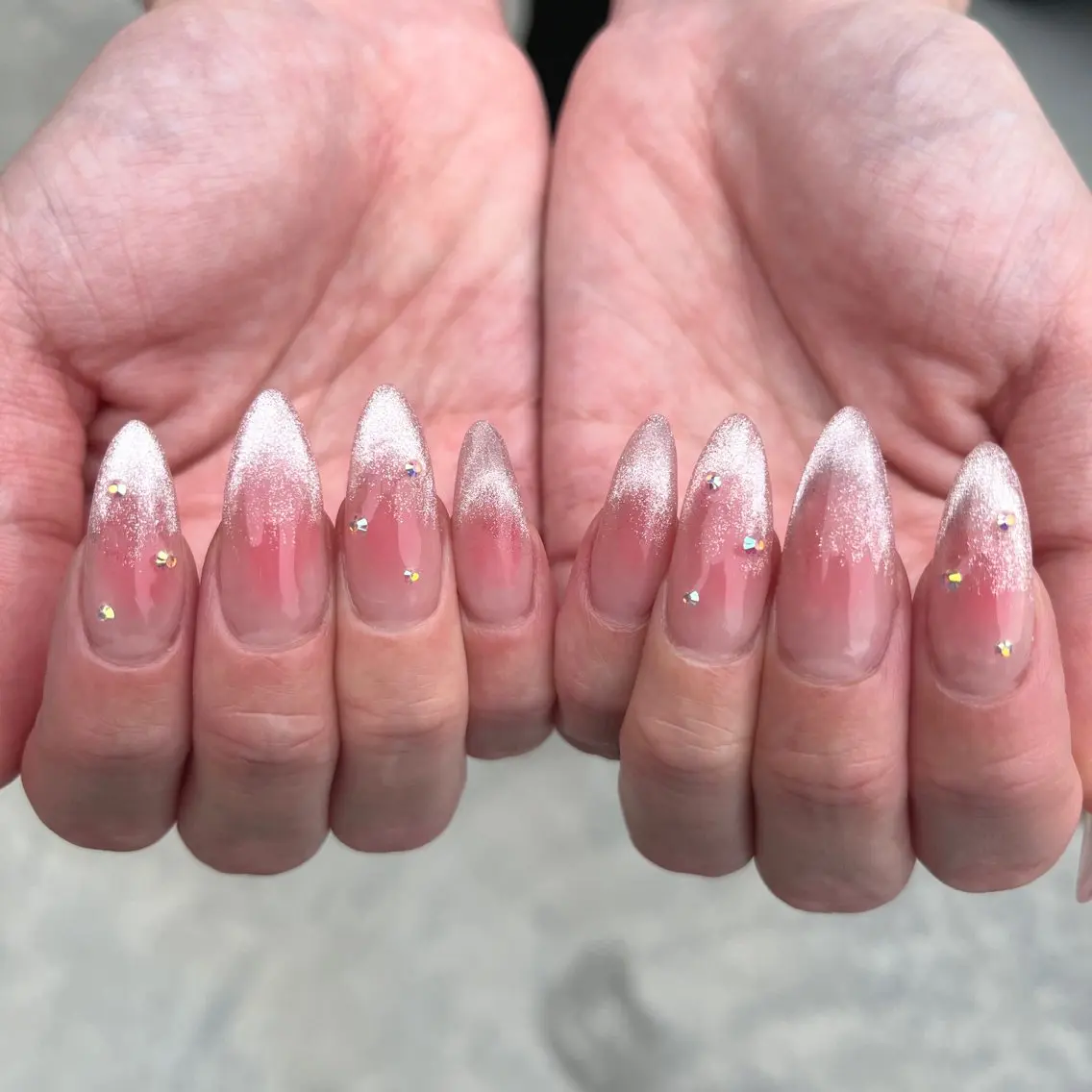 ネイル ハンドネイル Betty ✶のマツエク・マツパデザイン