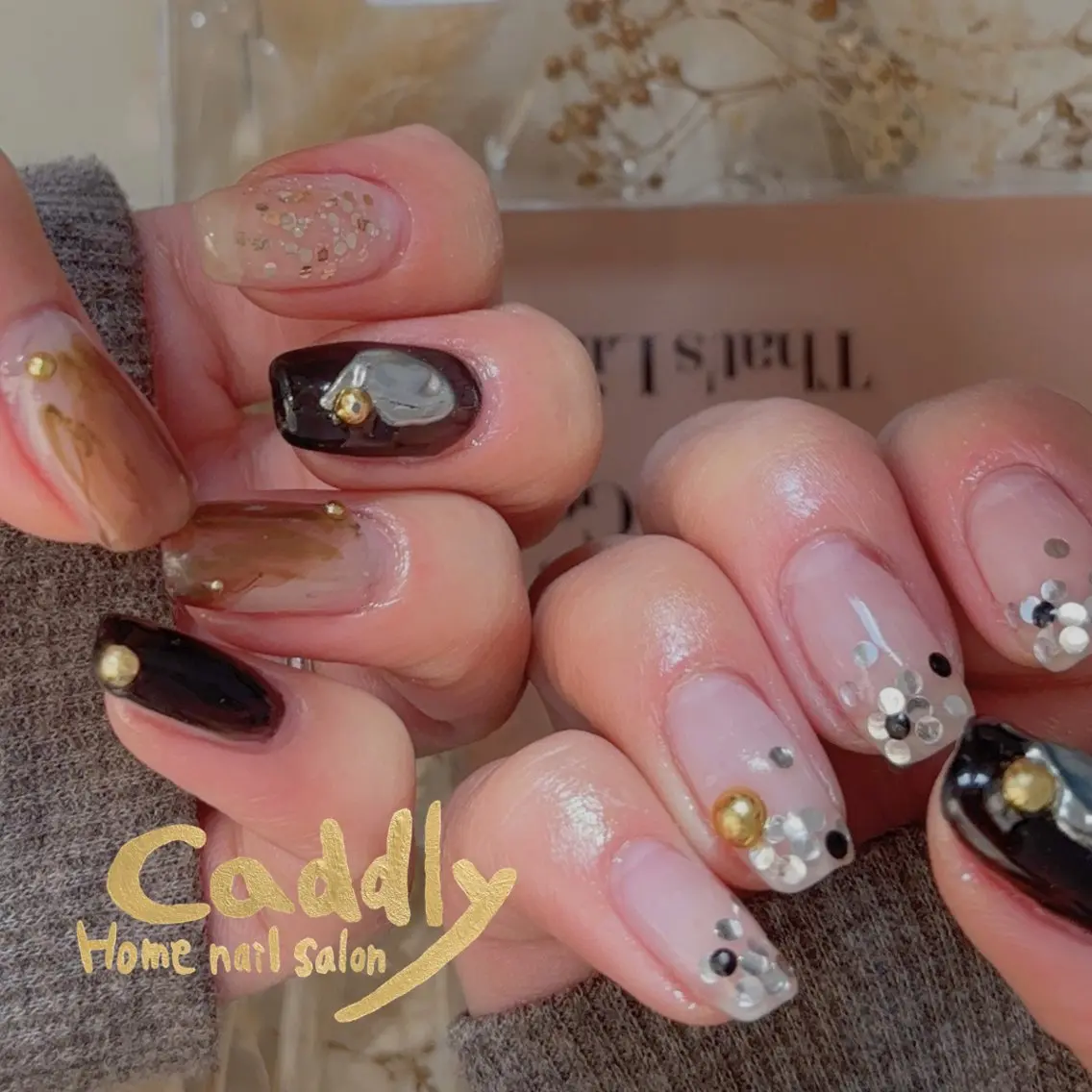 ネイル 冬ネイル クリスマス ハンドネイル caddly naoのネイルデザイン