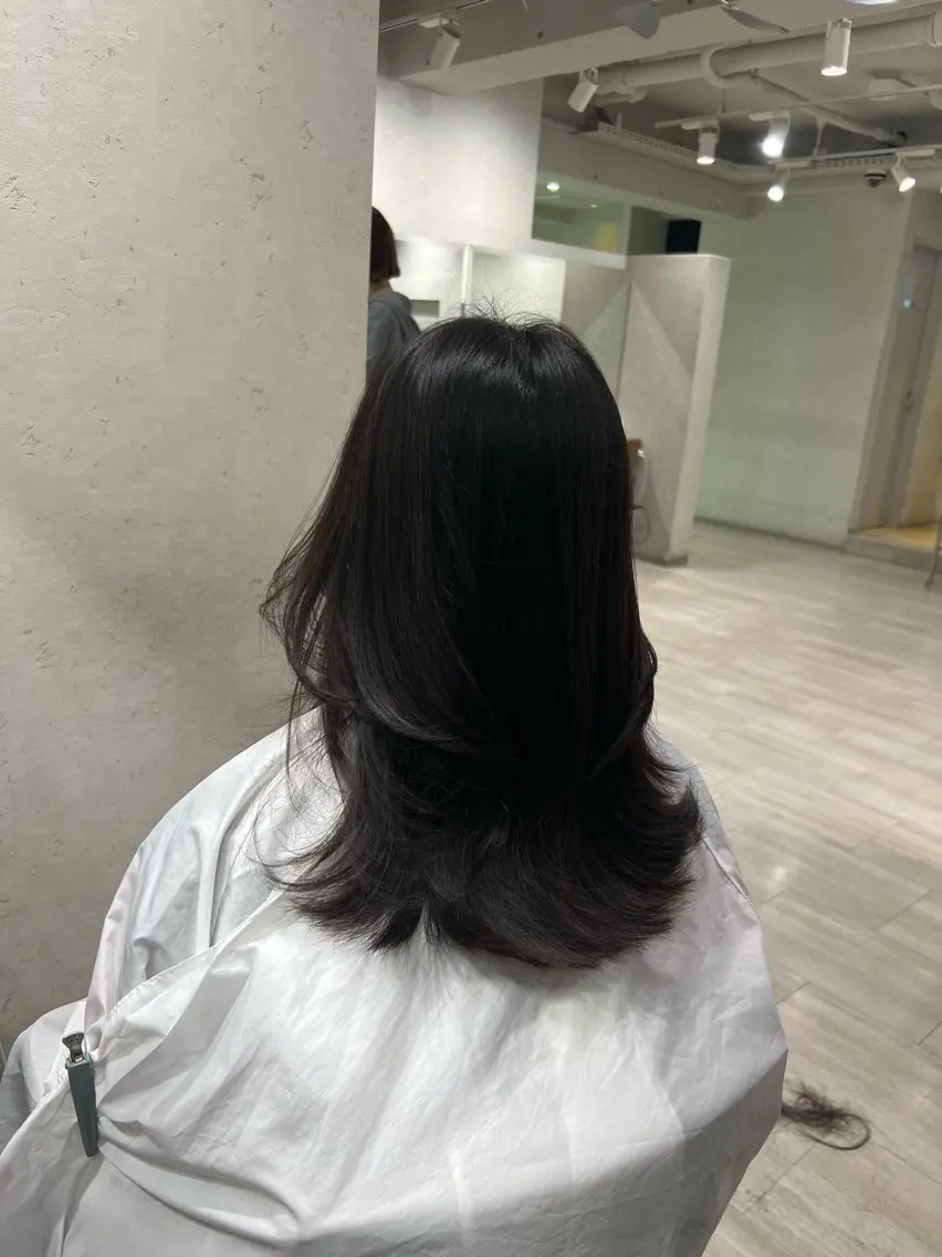 ロング 韓国風ヘア レイヤーカット ロング メンズ/レイヤーショ ート/似合わせ特化のヘアスタイル