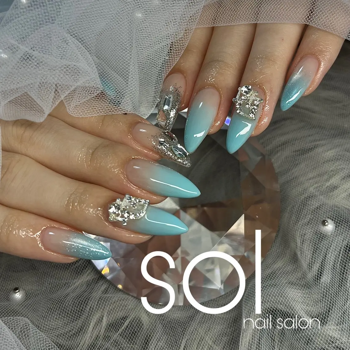 ネイル ハンドネイル sol manakaのネイルデザイン