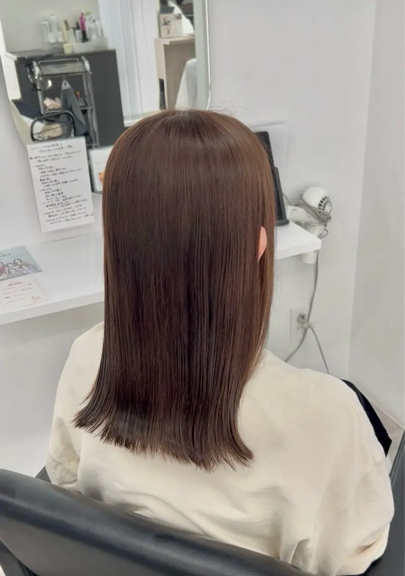 ミディアム 内藤 友香のヘアスタイル