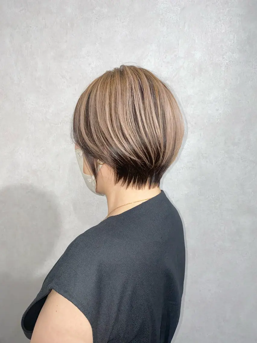 ショート カラー 丸みショート デザインカラー ショートヘア カット ヘアカラー ＳＨＩ ＺＵのヘアスタイル