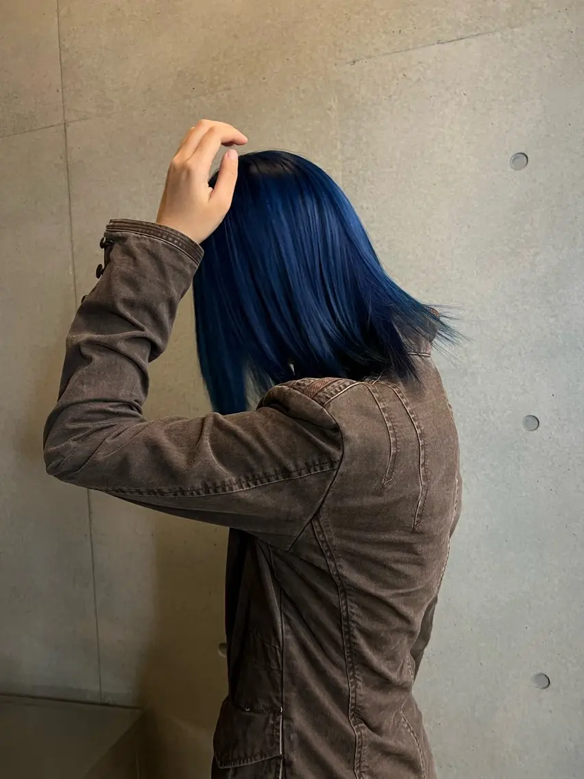 カラー ヘアカラー トリートメント ケアブリーチ特化 ハイトーンカラーのヘアスタイル
