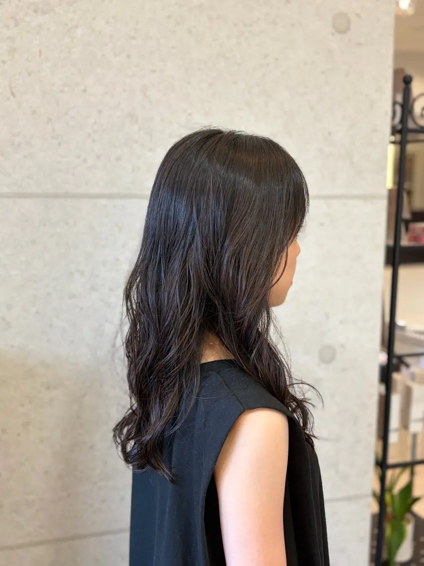 ロングカットパーマモデルの写真
