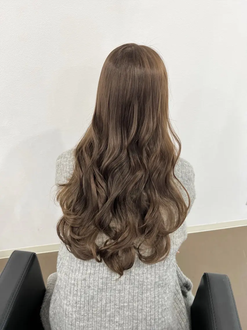ロング ボブ くびれヘア 髪質改善 韓国風ヘア レイヤーカット 【ioe岡本】🐶 向井歩のヘアスタイル