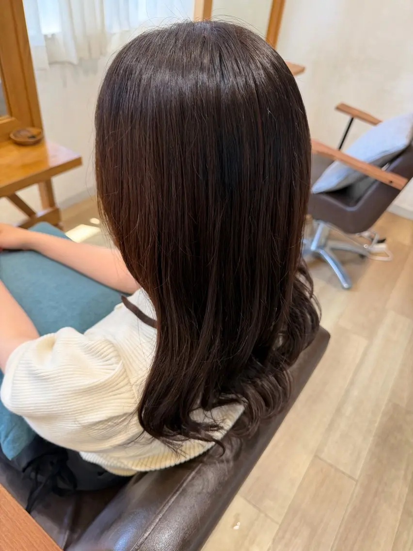 セミロング ヘアカラー RENA|透明感 カラー×癒しスパのヘアスタイル
