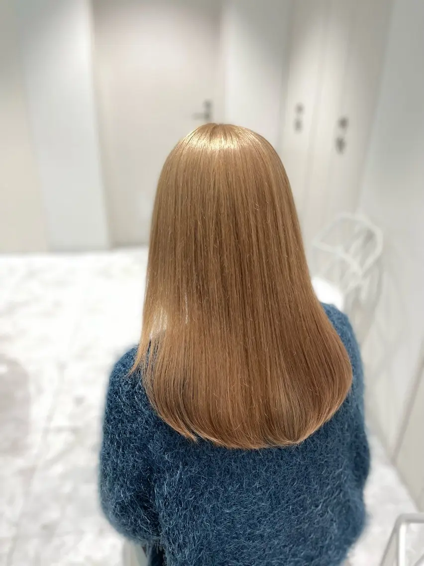 ロング カラー ヘアカラー トリートメント ヘアセット 色落ち綺麗🩰ハイ トーン🎀RINKAのヘアスタイル