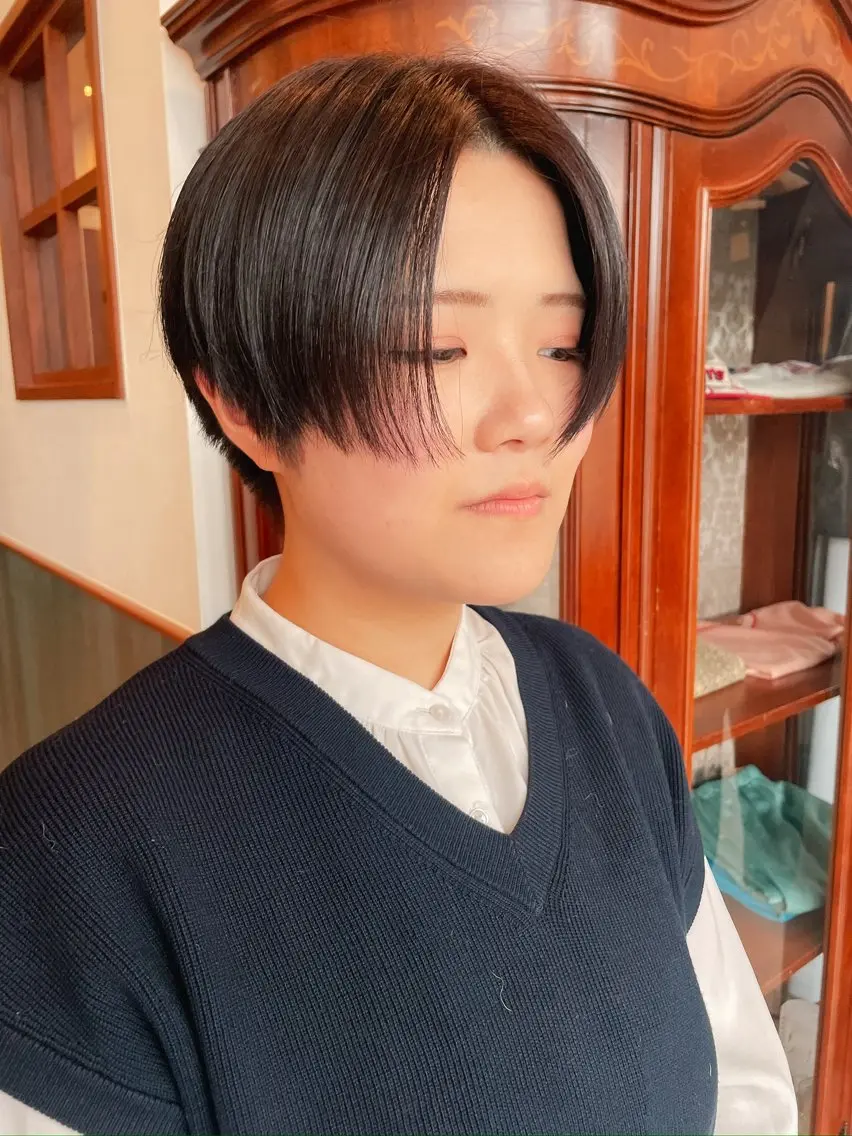 ショート オヤマ タケアキのヘアスタイル