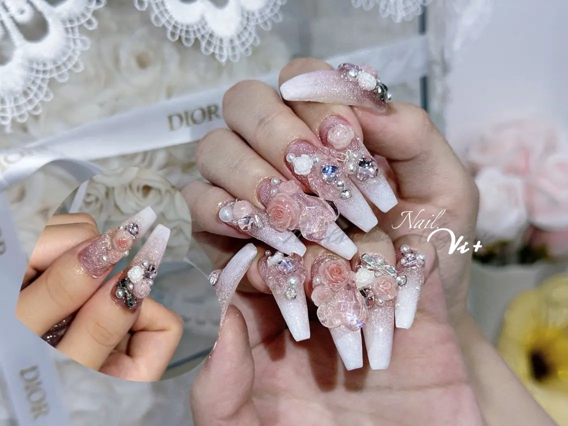 ネイル ハンドネイル ✨Nailsalon Vi+✨のネイルデザイン