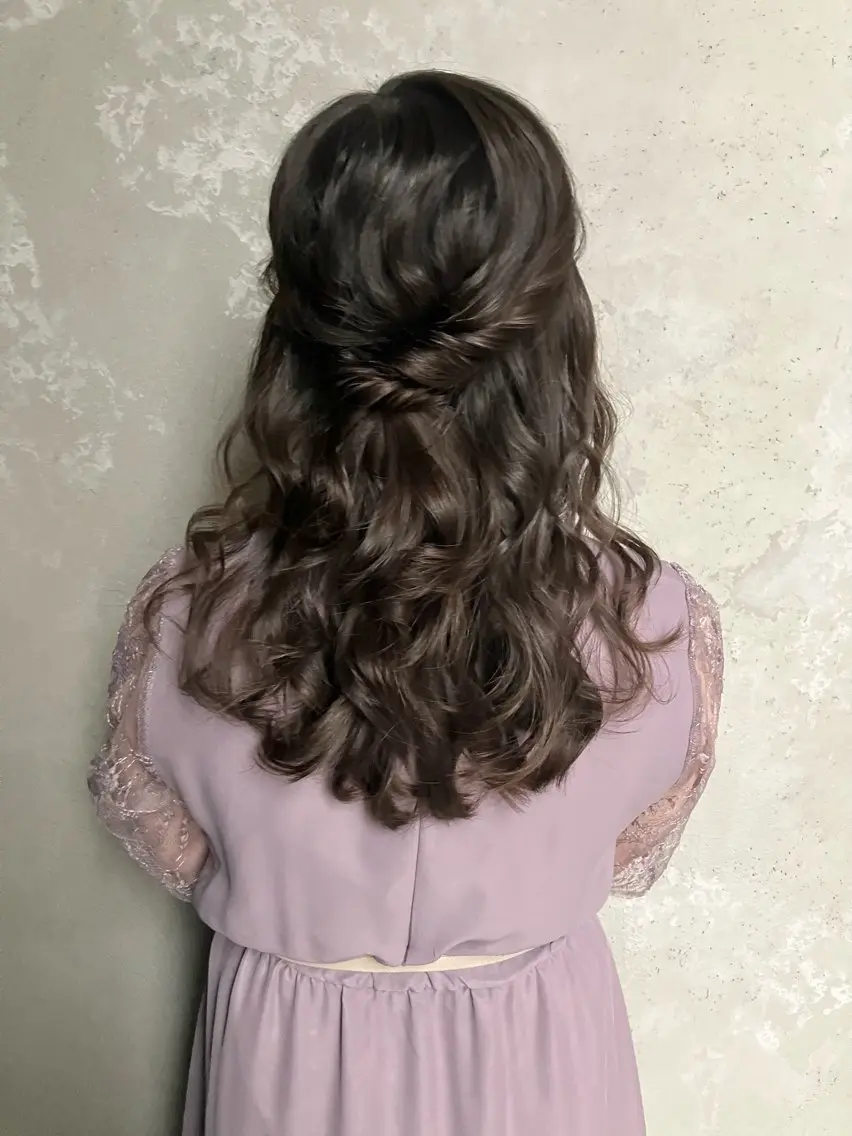 ミディアム カラー パーマ ヘアアレンジ メンズ キッズ ハーフアップ 子どものヘアアレンジ ミディアムパーマ メンズバレイヤージュ メンズブリーチ カット ヘアカラー トリートメント ヘッドスパ ヘアセット kotona 🤍miuraのヘアスタイル