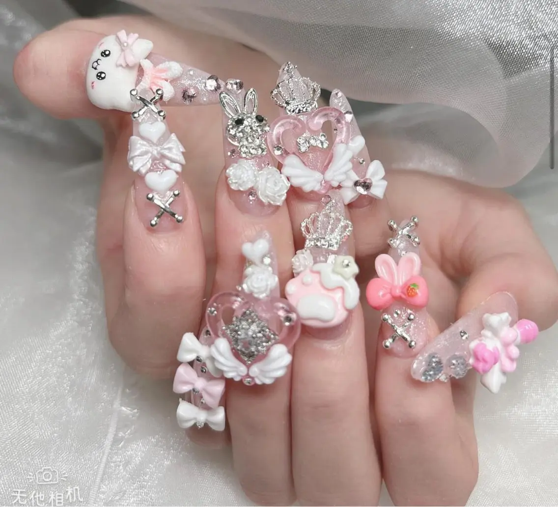 ネイル アートネイル ボルドー フレンチネイル ジェルネイル 氷ネイル・うるうるネイル ハンドネイル Julie Nail Rinのネイルデザイン