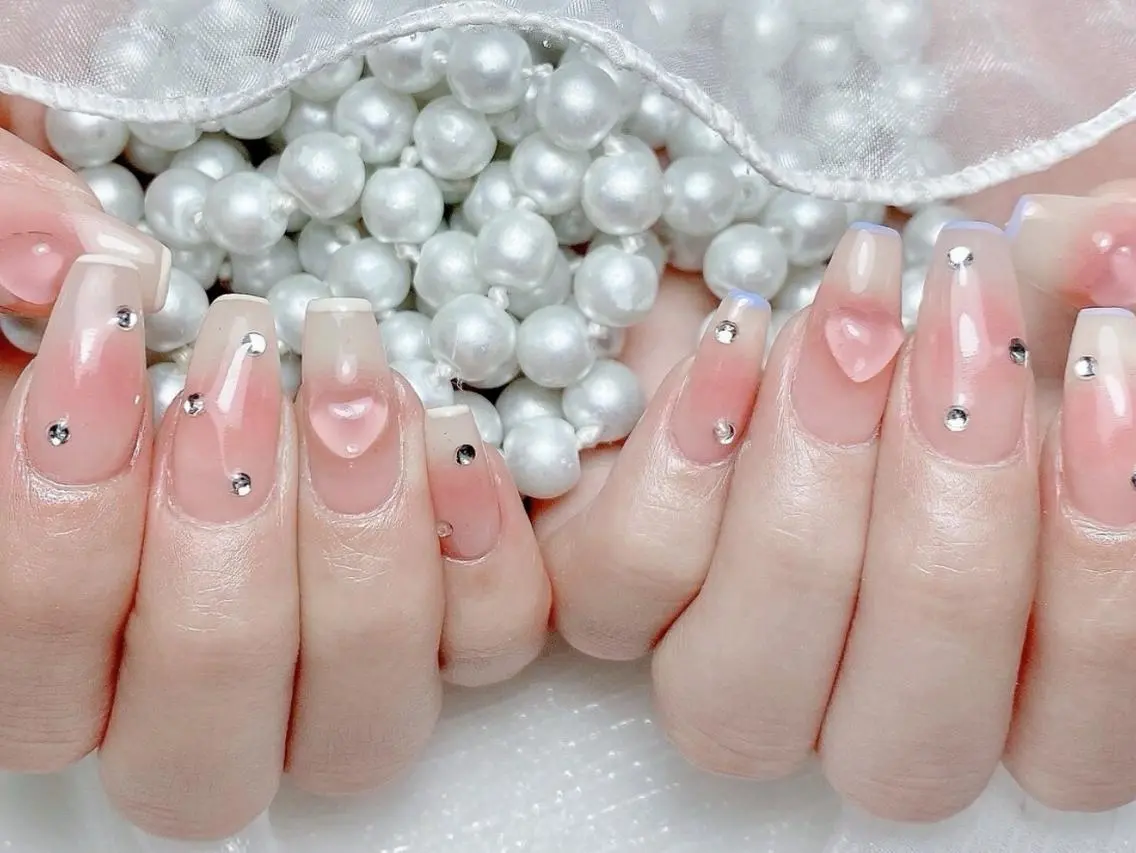 ネイル Aurum nailのネイルデザイン