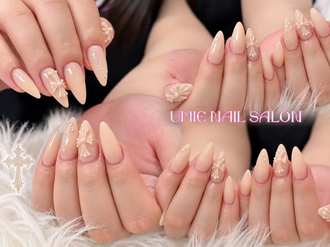 ネイル フットネイル フレンチネイル ジェルネイル ガラスフレンチ マグネットネイル UMIE NAIL SALONのネイルデザイン