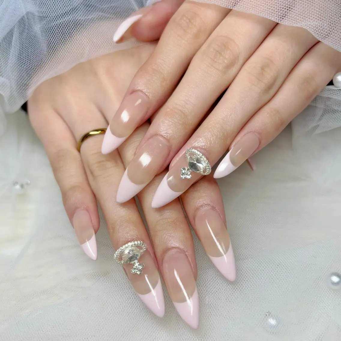 ネイル フレンチネイル ハンドネイル Y🩵 Jasmineのネイルデザイン