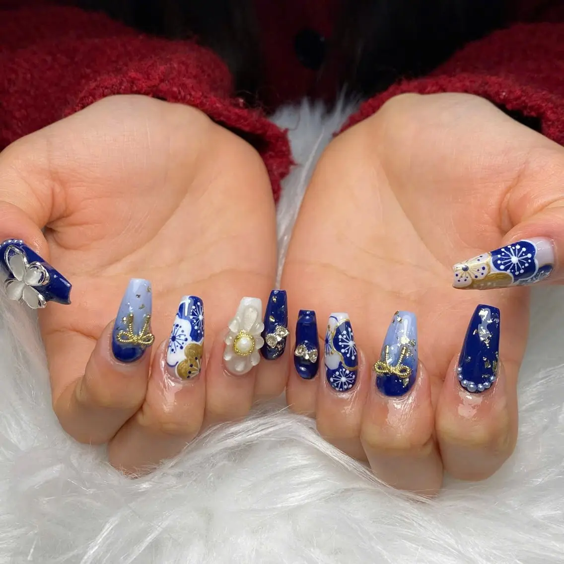 ネイル オーロラネイル 長さ出し フレンチネイル ジェルネイル マグネットネイル ハンドネイル KITTY nailsのネイルデザイン