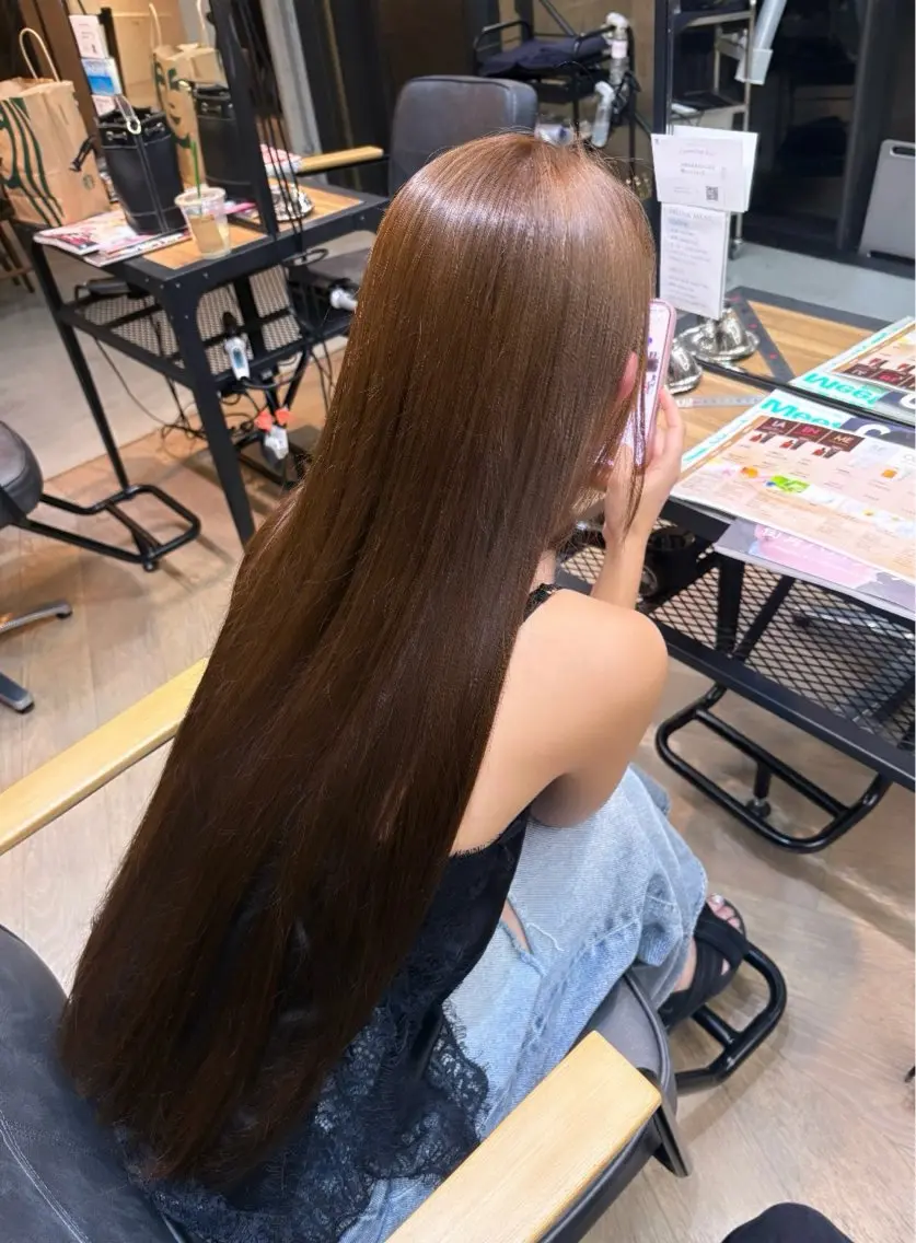 ロング カラー ヘアカラー トリートメント 🩶𝐤𝐢𝐧𝐚 🩶のヘアスタイル